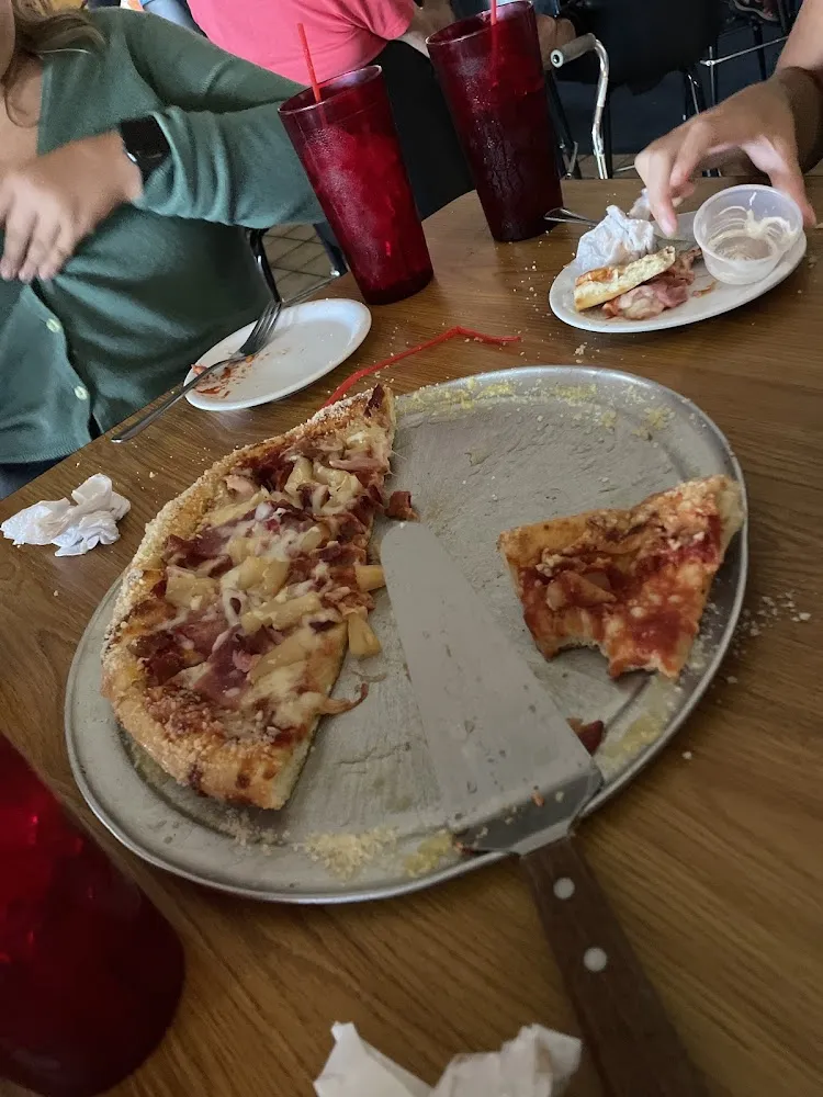 Large Pizza Hawaiian Pizza